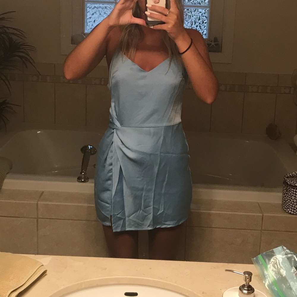 blue dress